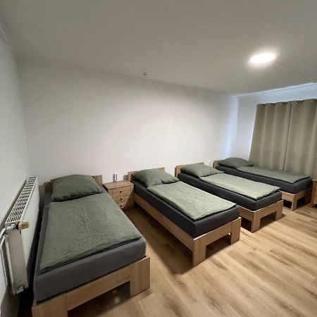 Messe Und Monteurzimmer Sehnde Dış mekan fotoğraf